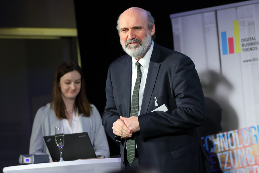 Bild 3 | DBT: Smarte Produktion - Was die Vernetzung von Maschinen, Services und Menschen bringt