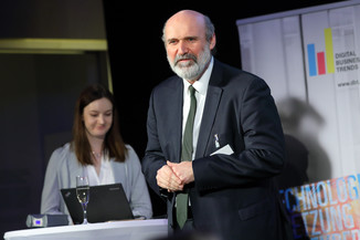 Bild 3 | DBT: Smarte Produktion - Was die Vernetzung von Maschinen, Services und Menschen bringt