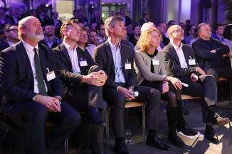 Bild 6 | DBT: Smarte Produktion - Was die Vernetzung von Maschinen, Services und Menschen bringt