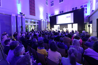 Bild 12 | DBT: Smarte Produktion - Was die Vernetzung von Maschinen, Services und Menschen bringt