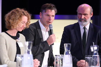 Bild 28 | DBT: Smarte Produktion - Was die Vernetzung von Maschinen, Services und Menschen bringt