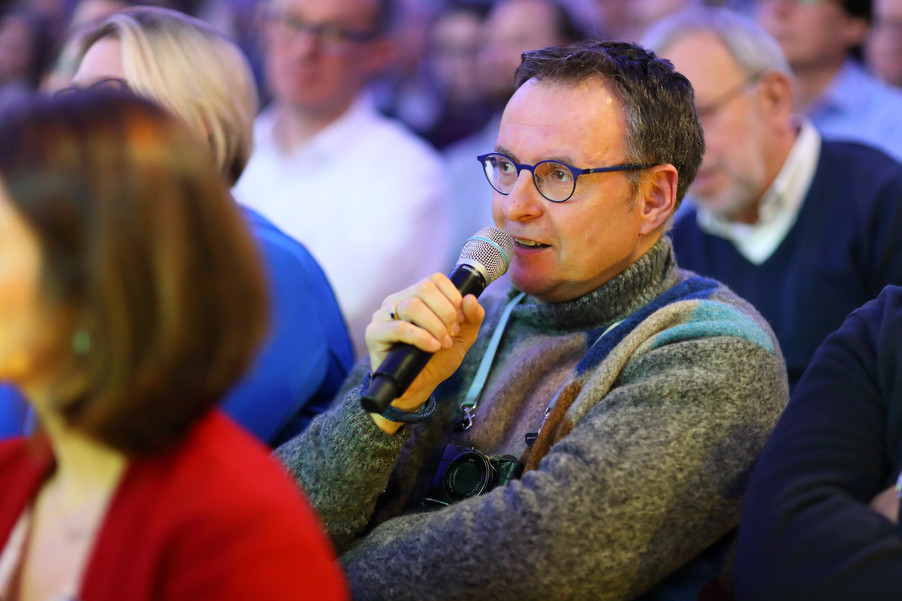 Bild 48 | DBT: Smarte Produktion - Was die Vernetzung von Maschinen, Services und Menschen bringt