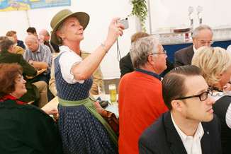 Bild 32 / 189