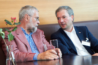 Bild 50 / 77