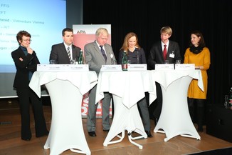 Bild 23 / 79