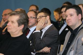 Bild 37 / 85