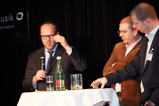 Bild 28 / 49