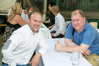 Bild 11 / 127