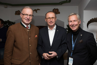Bild 12 / 65