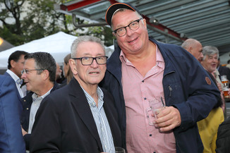 Bild 42 / 153