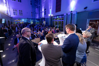 Bild 37 / 110
