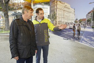 Bild 2 / 18