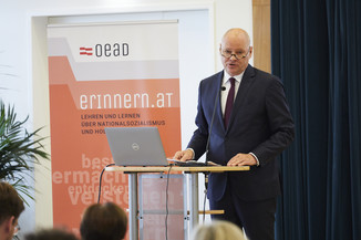 Bild 8 / 66