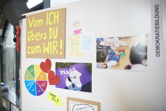Bild 9 / 84