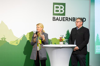 Bild 14 / 136