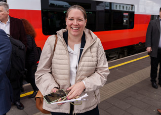 Bild 7 / 159
