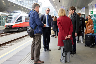 Bild 4 / 19