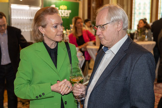 Bild 1 / 176