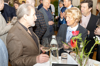 Bild 5 / 176