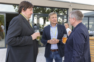 Bild 6 / 124