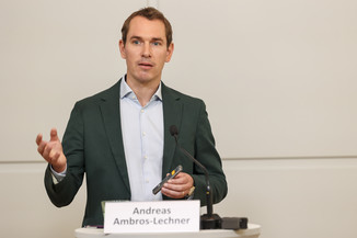 Bild 7 / 19