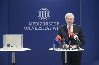 Bild 8 / 18