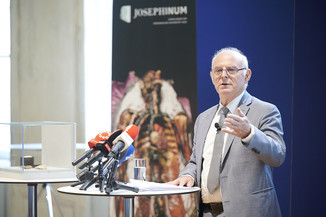 Bild 12 / 18