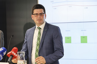 Bild 13 / 19