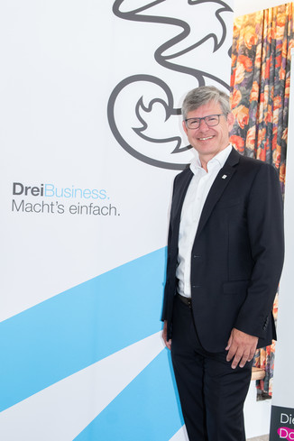 Bild 10 / 51