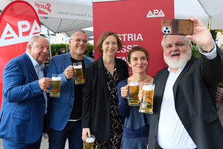 Bild 6 / 186