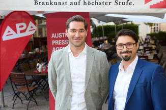 Bild 9 / 186
