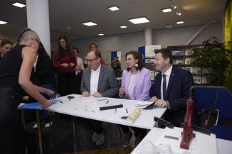 Bild 13 / 112