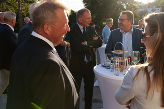 Bild 22 / 185