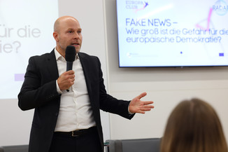Bild 10 / 70