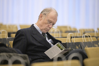 Bild 9 / 230
