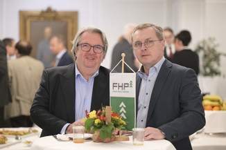 Bild 28 / 230