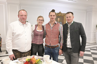 Bild 35 / 230