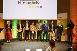 Bild 13 / 134