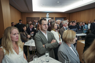 Bild 75 / 82