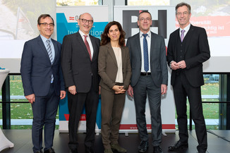 Bild 7 / 247