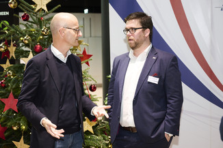 Bild 12 / 123