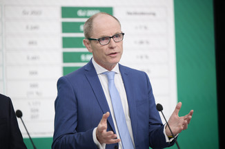 Bild 9 / 25