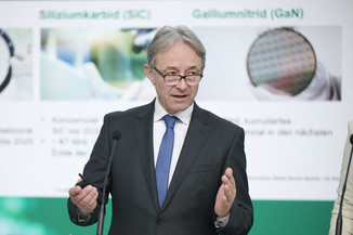 Bild 15 / 25