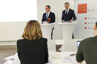 Bild 8 / 38