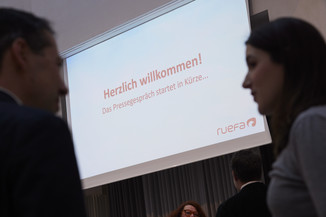 Bild 25 / 101