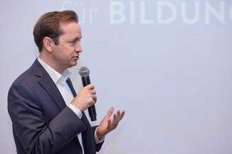 Bild 37 / 111
