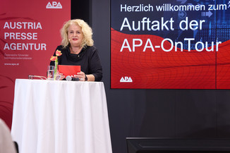 Bild 3 / 48