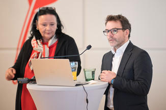 Bild 2 / 23