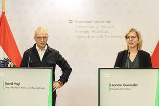Bild 9 / 26
