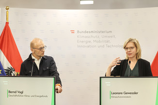 Bild 10 / 26